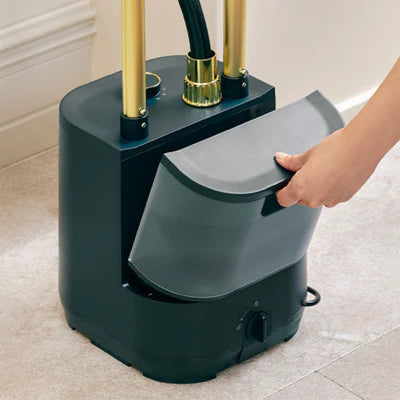 PANASONIC GARMENT STEAMER Model NI-GWG090